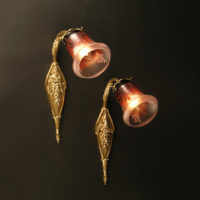 PAIRE D'APPLIQUES ART DÉCO MARCEL BAISE BRONZE ET VERRE ÉMAILLÉ – Image 8