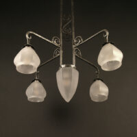 LUSTRE ART DÉCO FERRONNERIE D'ART ET VERRE MOULÉ DÉPOLI BLANC – Image 4