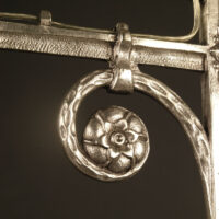 LUSTRE ART DÉCO "CROSSES DE FOUGÈRE" BRONZE ARGENTÉ ET VERRERIE DES VOSGES – Image 11