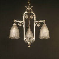 LUSTRE ART DÉCO "CROSSES DE FOUGÈRE" BRONZE ARGENTÉ ET VERRERIE DES VOSGES – Image 3