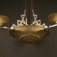 LUSTRE ART DÉCO MAURICE MODEL-CRISTALLERIE DE VERDUN BRONZE CHROMÉ ET VERRE MOULÉ-PRESSÉ – Image 4