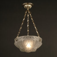SUSPENSION ART DÉCO LAITON VIEIL ARGENT ET VERRE MOULÉ-PRESSÉ DÉPOLI BLANC – Image 8