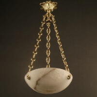 LUCIEN ALLIOT : PAIRE DE SUSPENSIONS BRONZE ET ALBÂTRE BLANC VEINÉ GRIS – Image 12