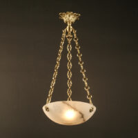 LUCIEN ALLIOT : PAIRE DE SUSPENSIONS BRONZE ET ALBÂTRE BLANC VEINÉ GRIS – Image 3
