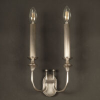 PAIRE D'APPLIQUES ART DECO DOUBLE FLAMME BRONZE ET LAITON ARGENTÉ FIN ANNÉES 1930 – Image 4