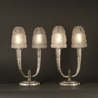 HETTIER & VINCENT / DES HANOTS : PAIRE DE LAMPES ART DÉCO DOUBLE FEUX BRONZE NICKEL-ARGENT – Image 9