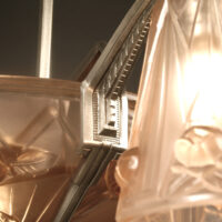 ALPHONSE RICHARD/ETS JEAN GAUTHIER: LUSTRE ART DÉCO BRONZE ARGENTÉ ET VERRE MOULÉ-PRESSÉ – Image 6