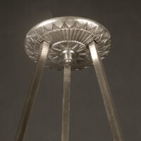 SUSPENSION-VASQUE ART DÉCO BRONZE ARGENTÉ ET VERRE MOULÉ-PRESSÉ DÉPOLI BLANC – Image 6
