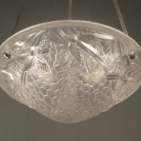 SUSPENSION-VASQUE ART DÉCO BRONZE ARGENTÉ ET VERRE MOULÉ-PRESSÉ DÉPOLI BLANC – Image 7