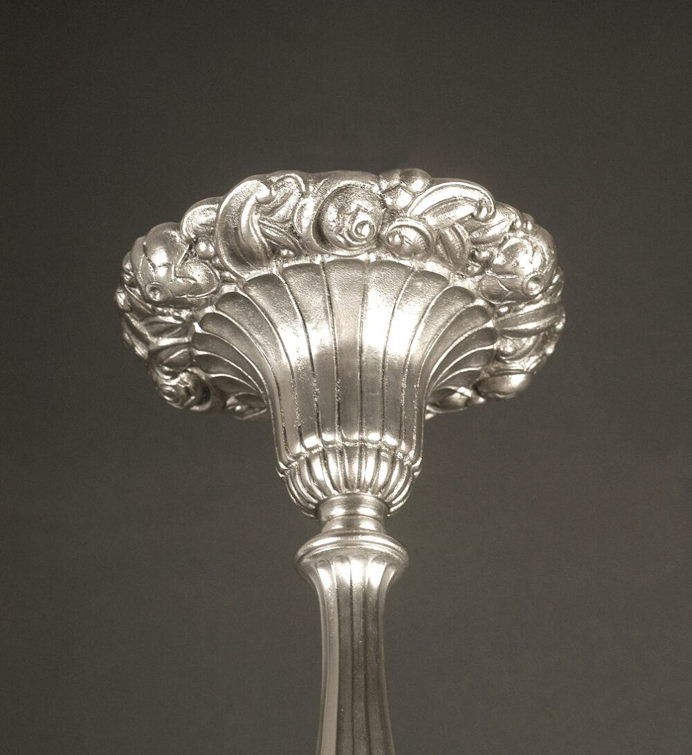 ETS L. ELIOT-VERRERIE DES HANOTS : LUSTRE ART DÉCO BRONZE ARGENTÉ ET VERRE MOULÉ-PRESSÉ – Image 12
