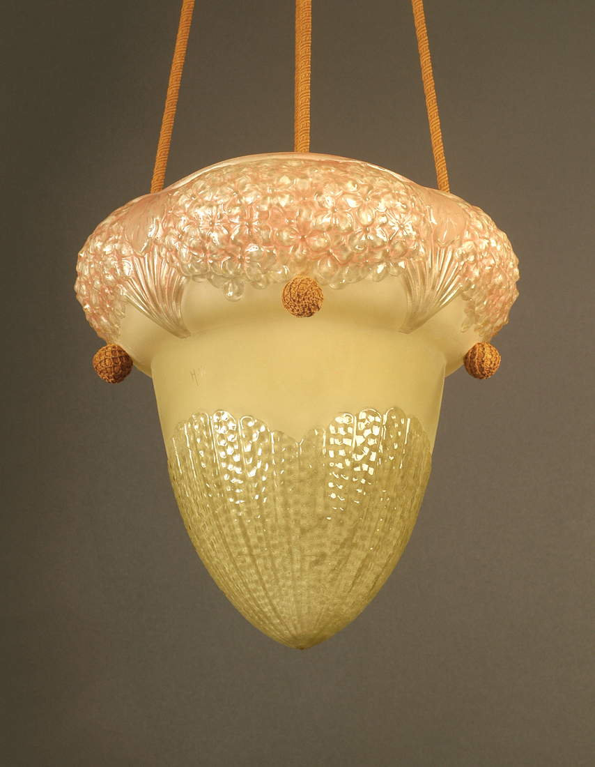 HETTIER & VINCENT/MULLER FRÈRES : SUSPENSION ART DÉCO "HORTENSIAS" BRONZE ET VERRE MOULÉ-PRESSÉ – Image 4